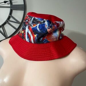 Marvel Avengers reversible bucket hat featuring Captain America superheroes cap